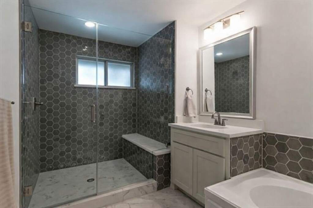 3 Bedroom Villa/Townhouse's Image 7