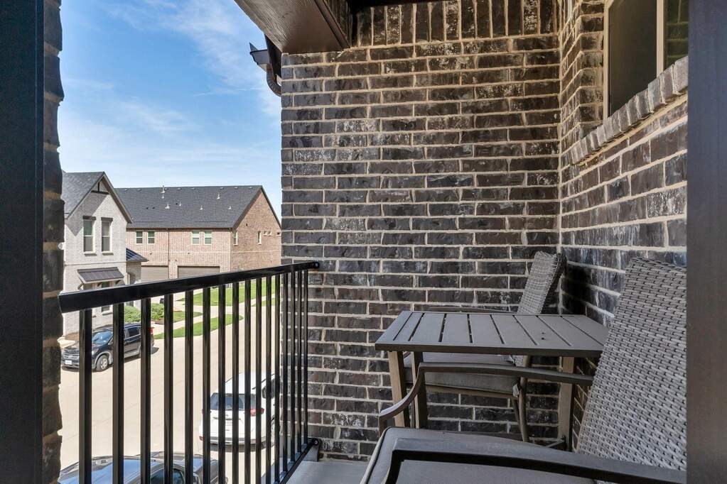 3 Bedroom Villa/Townhouse's Image 12