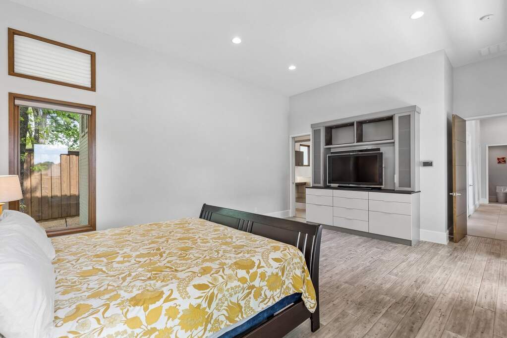 3 Bedroom Single Family Home/House's Image 16