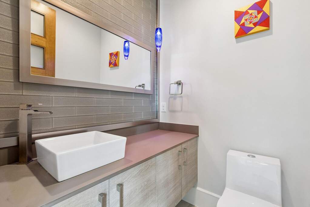 3 Bedroom Single Family Home/House's Image 24