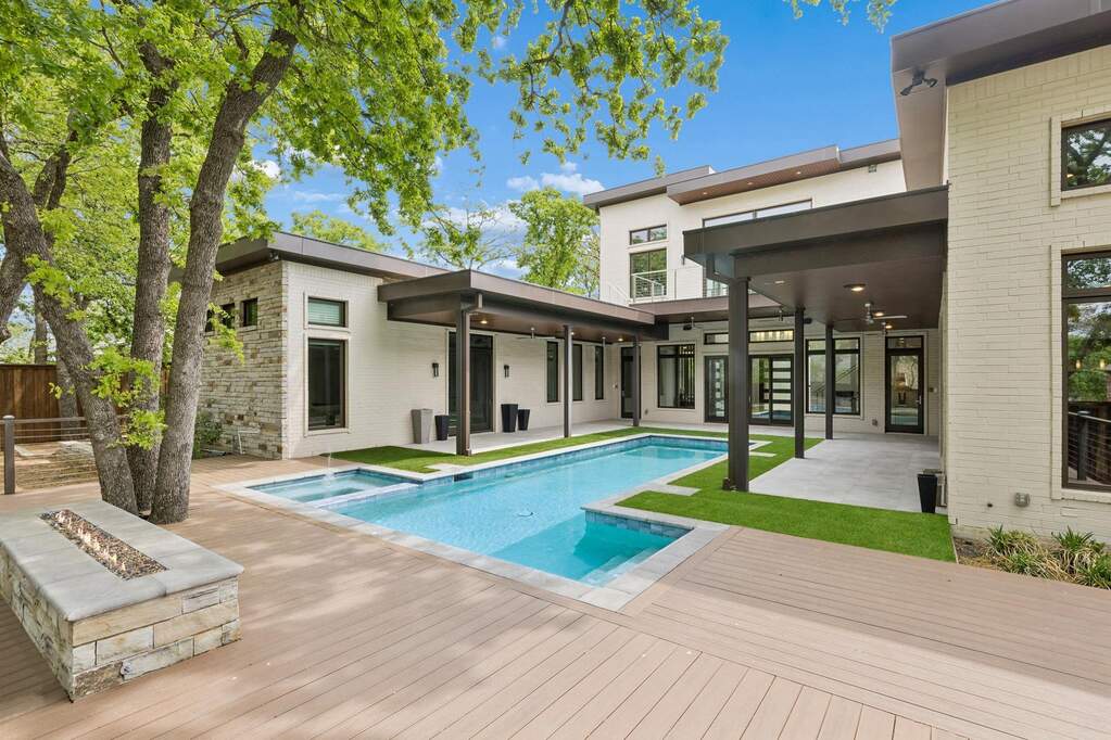 3 Bedroom Single Family Home/House's Image 31