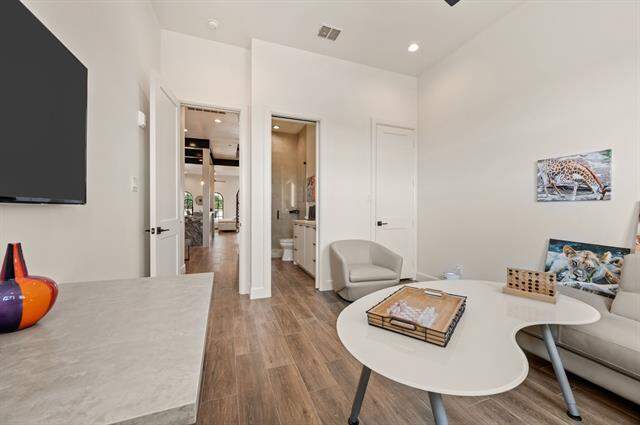 2 Bedroom Apartment/Flat's Image 28