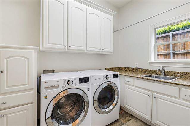 4 Bedroom Single Family Home/House's Image 32