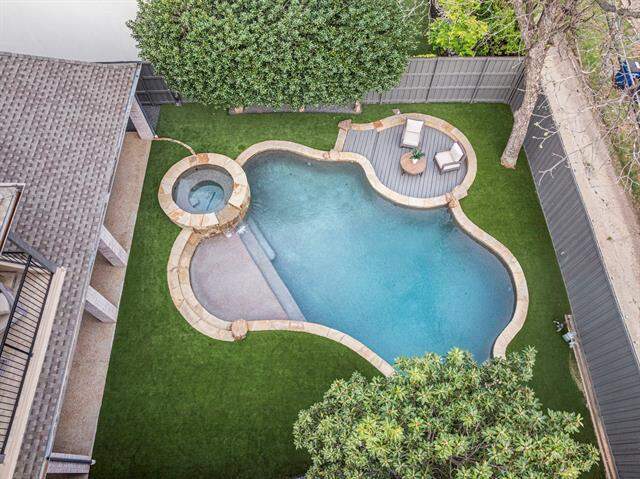4 Bedroom Single Family Home/House's Image 33