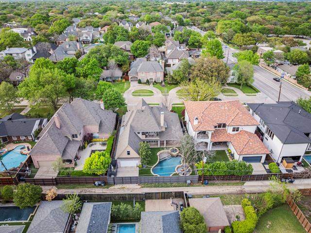4 Bedroom Single Family Home/House's Image 35
