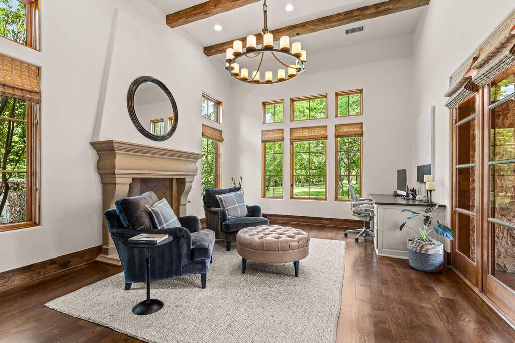 5 Bedroom Single Family Home/House's Image 13
