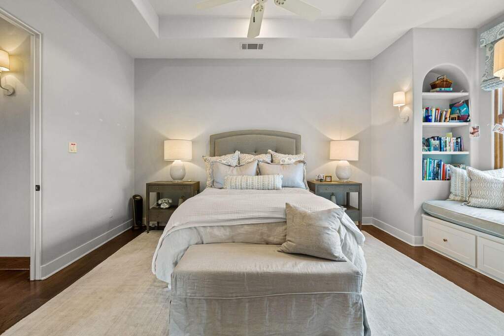 5 Bedroom Single Family Home/House's Image 28