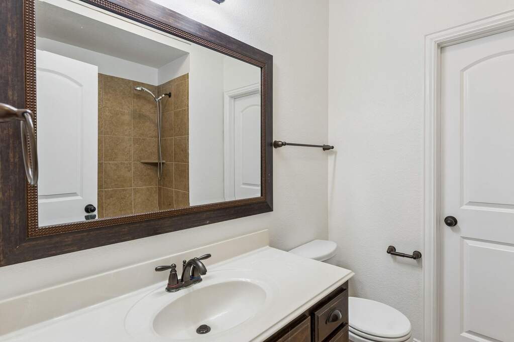 5 Bedroom Single Family Home/House's Image 18