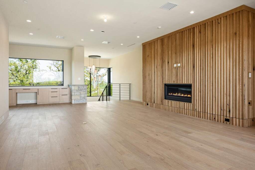 6 Bedroom Single Family Home/House's Image 35