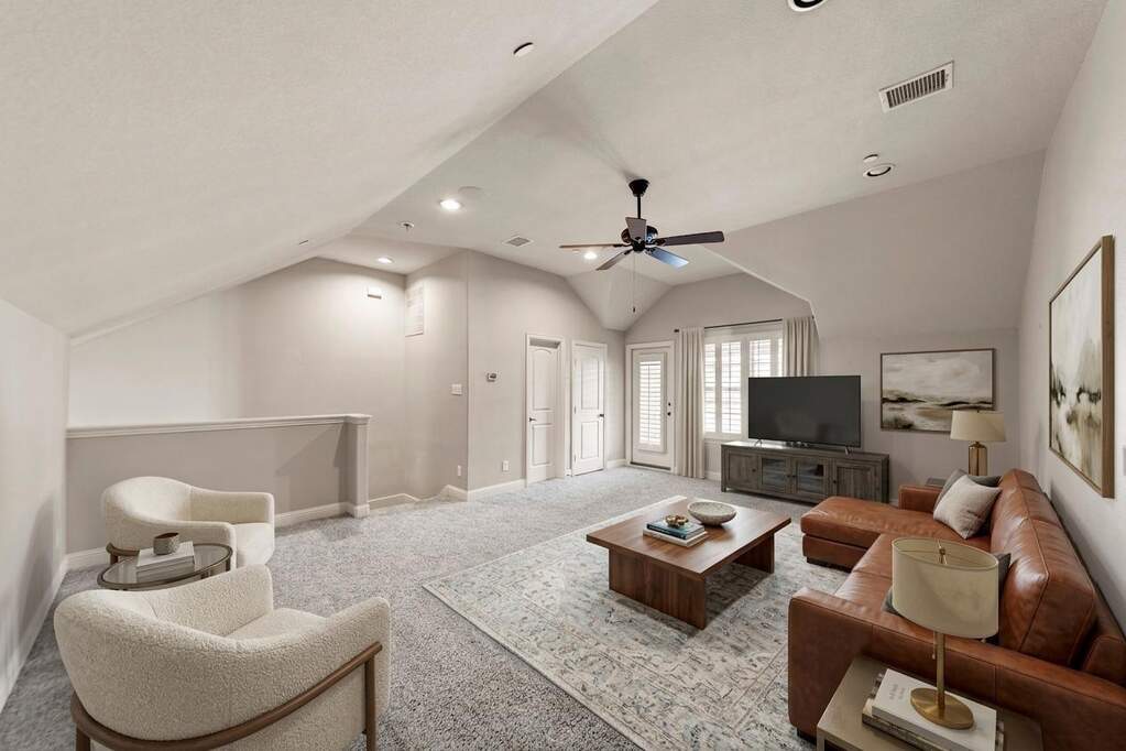 2 Bedroom Villa/Townhouse's Image 19