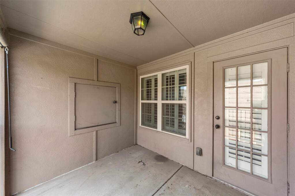 2 Bedroom Villa/Townhouse's Image 21