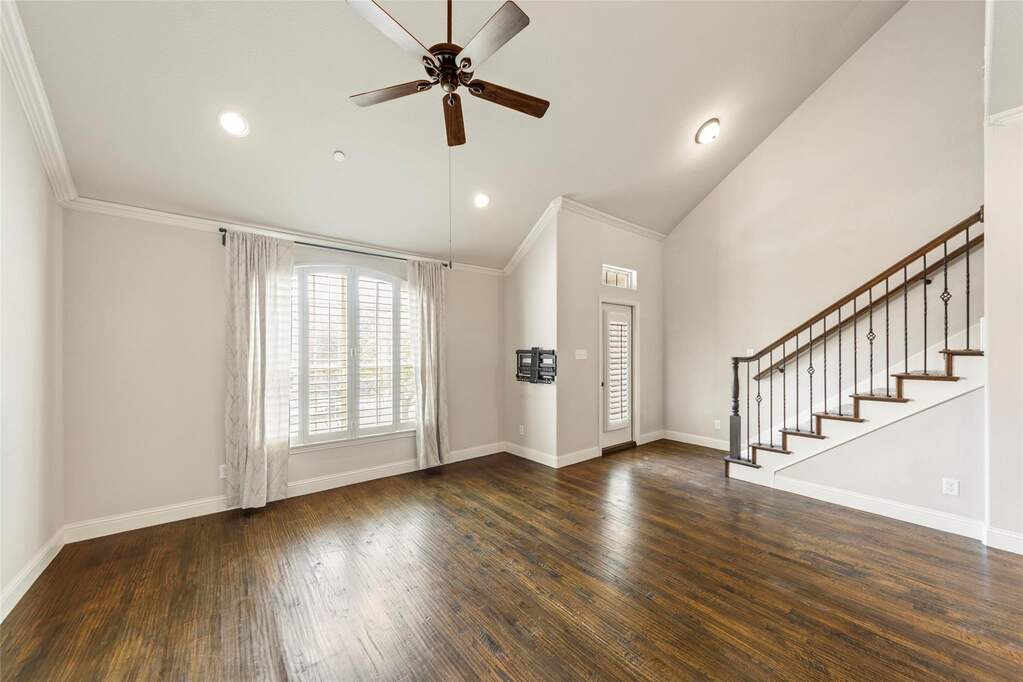 2 Bedroom Villa/Townhouse's Image 3