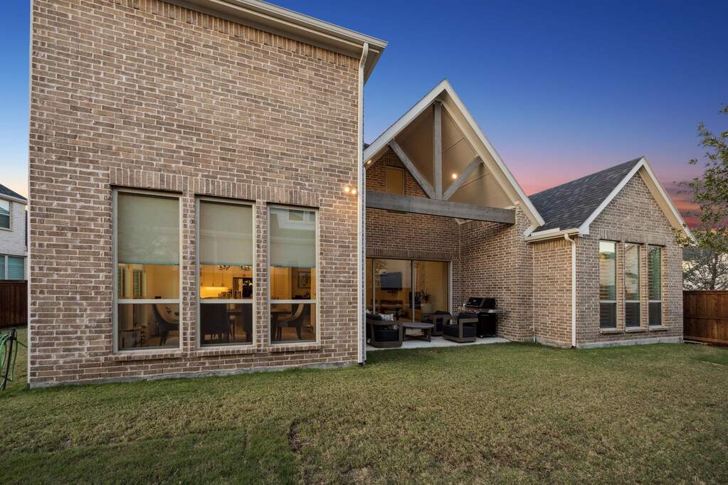 4 Bedroom Single Family Home/House's Image 31