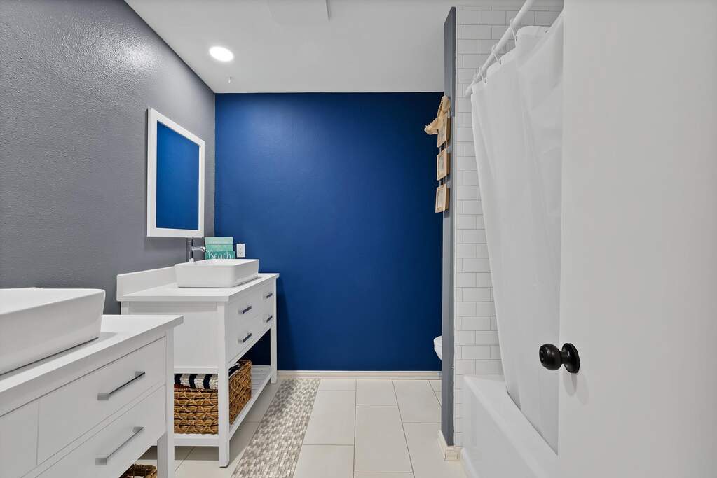 4 Bedroom Single Family Home/House's Image 18