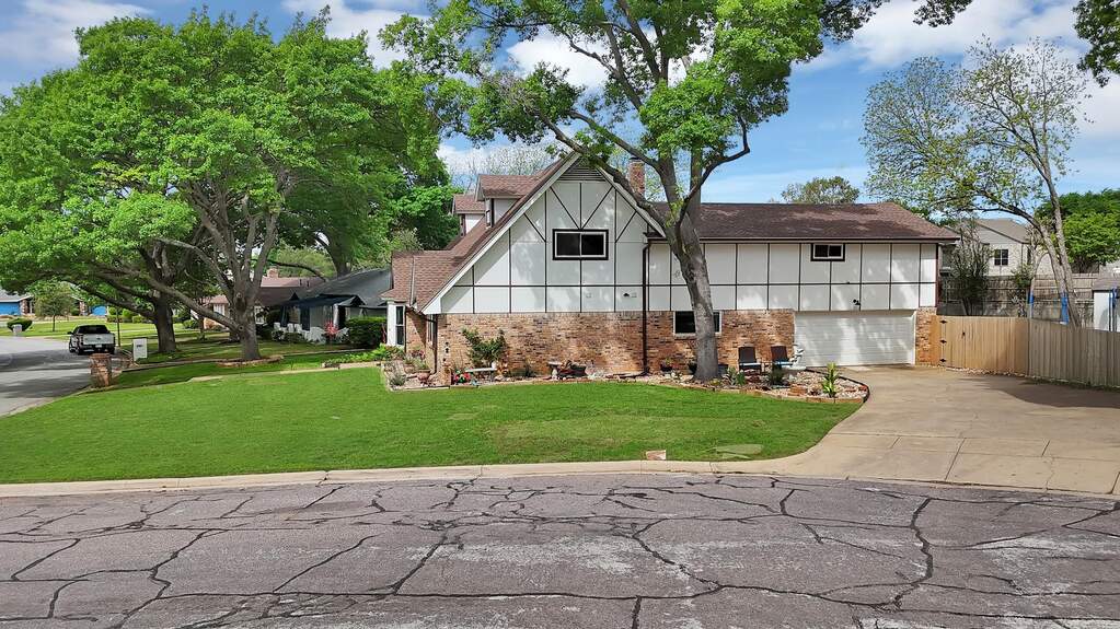 4 Bedroom Single Family Home/House's Image 26