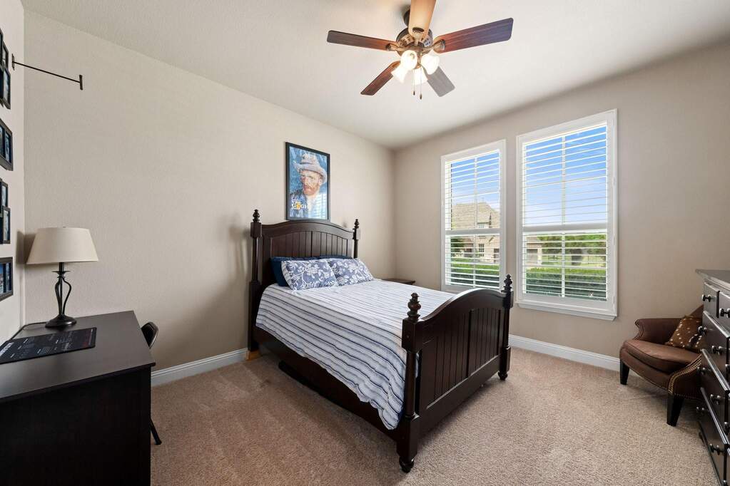4 Bedroom Single Family Home/House's Image 18