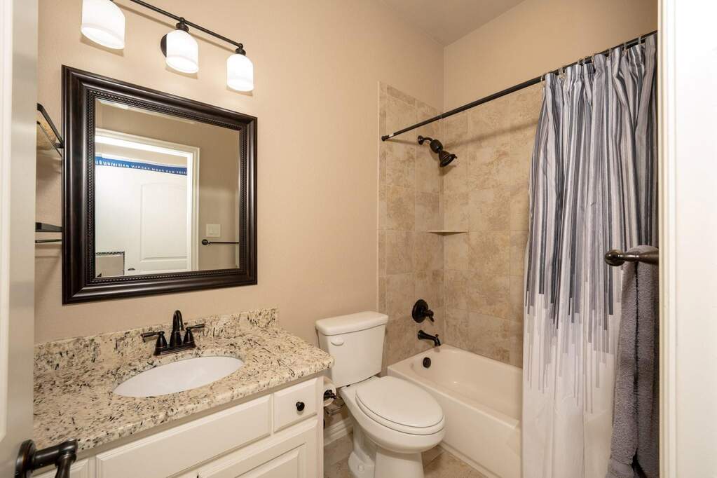4 Bedroom Single Family Home/House's Image 29