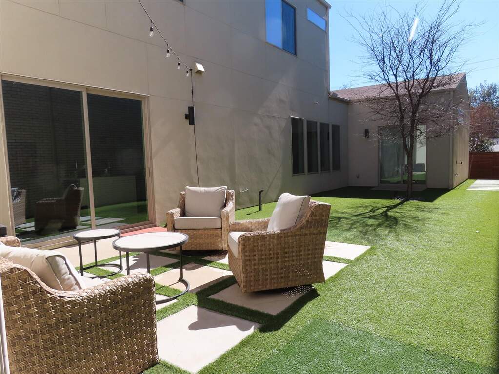3 Bedroom Single Family Home/House's Image 14