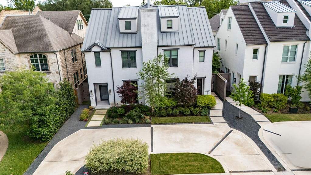 4 Bedroom Single Family Home/House's Image 31