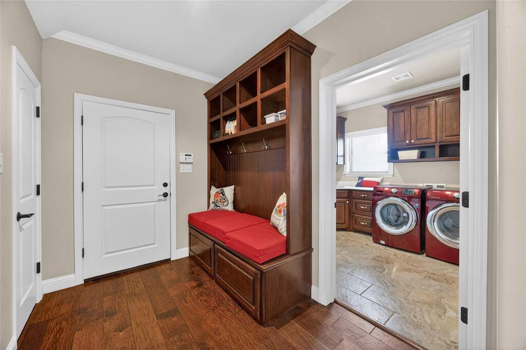 4 Bedroom Single Family Home/House's Image 21