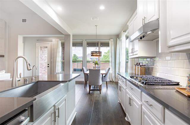 4 Bedroom Single Family Home/House's Image 9