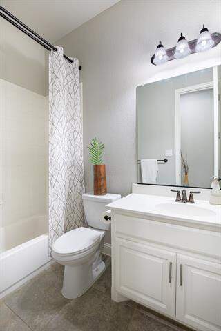 4 Bedroom Single Family Home/House's Image 18