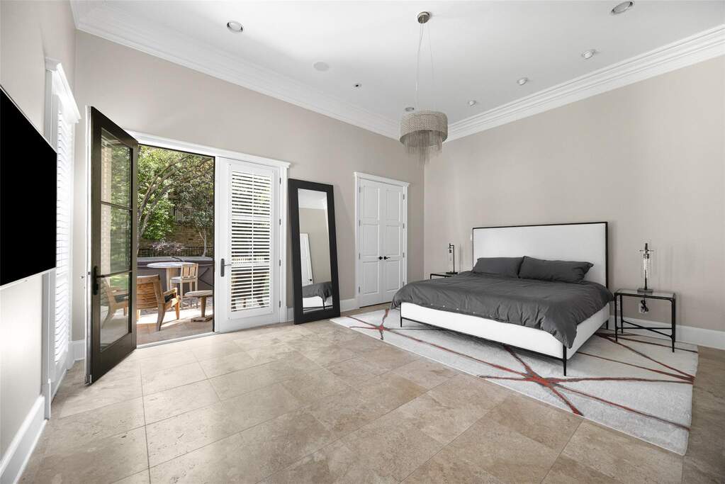 4 Bedroom Single Family Home/House's Image 19