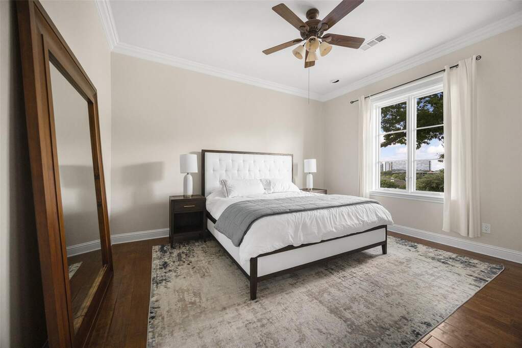 4 Bedroom Single Family Home/House's Image 23