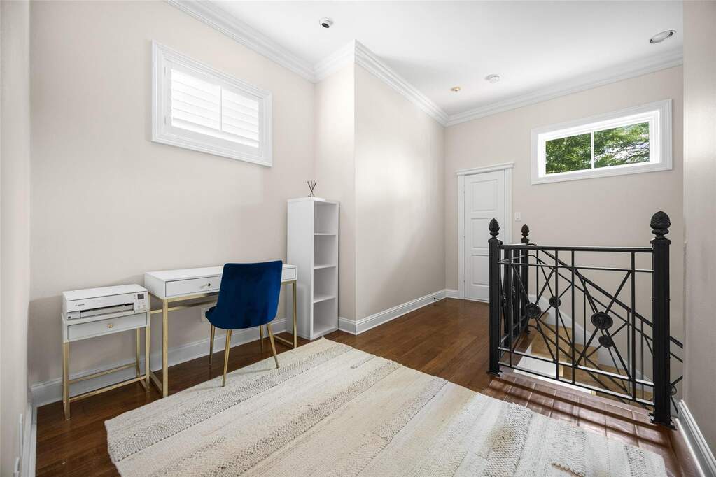 4 Bedroom Single Family Home/House's Image 25