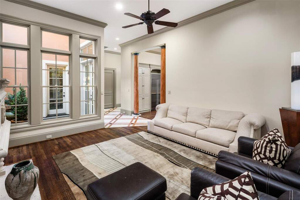 4 Bedroom Villa/Townhouse's Image 15