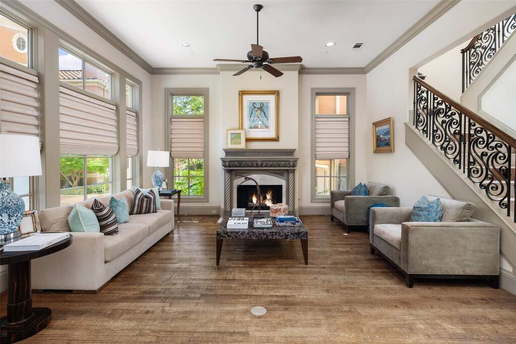 4 Bedroom Villa/Townhouse's Image 4
