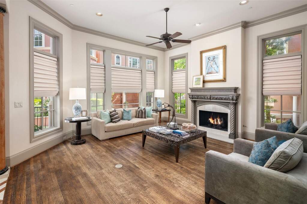 4 Bedroom Villa/Townhouse's Image 5