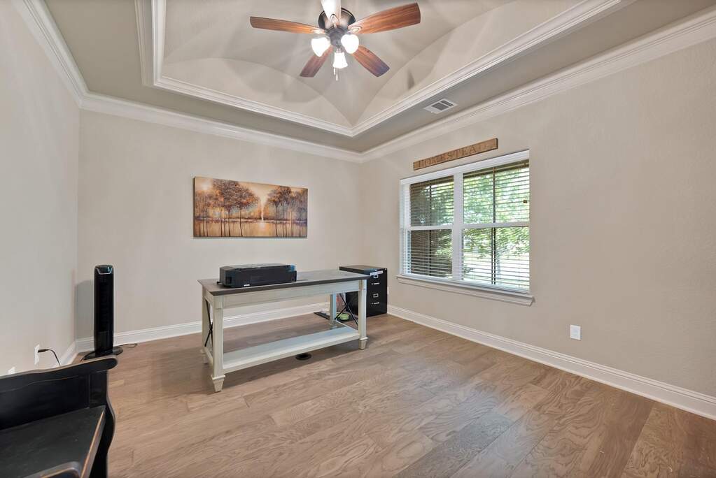 3 Bedroom Single Family Home/House's Image 10