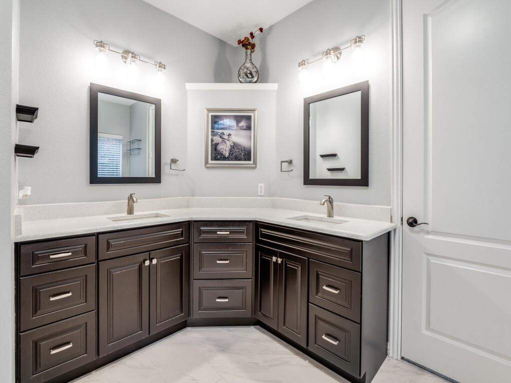 4 Bedroom Single Family Home/House's Image 18