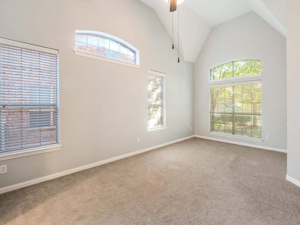 4 Bedroom Single Family Home/House's Image 23