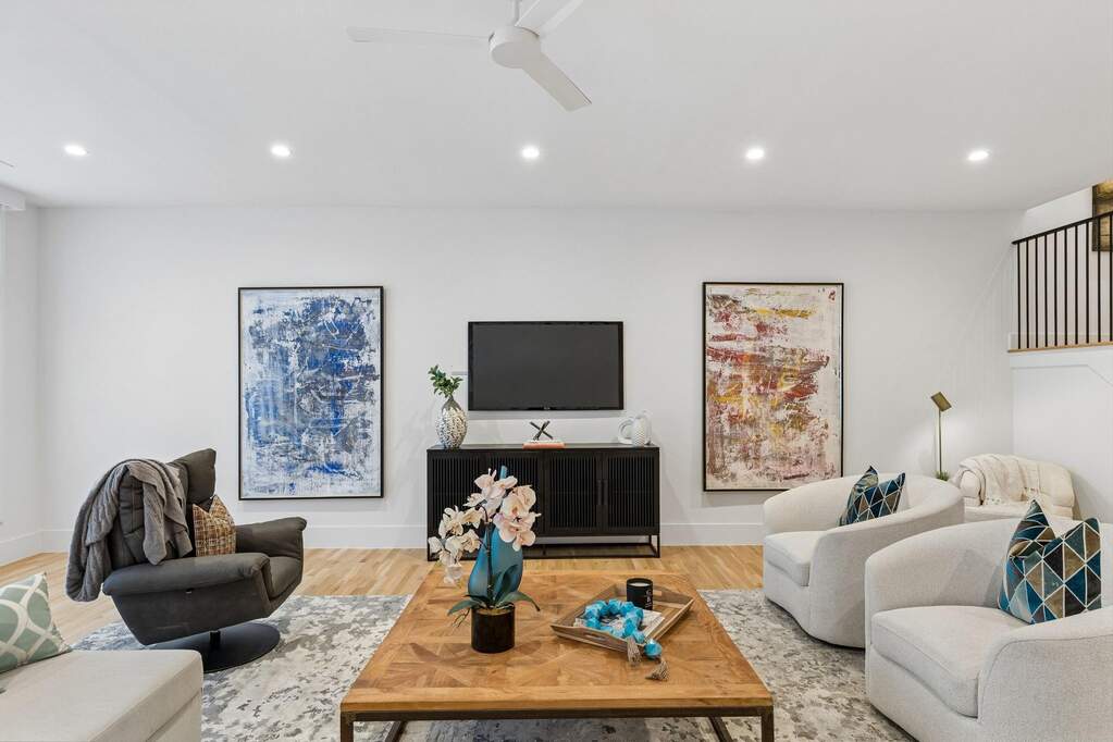 4 Bedroom Single Family Home/House's Image 17