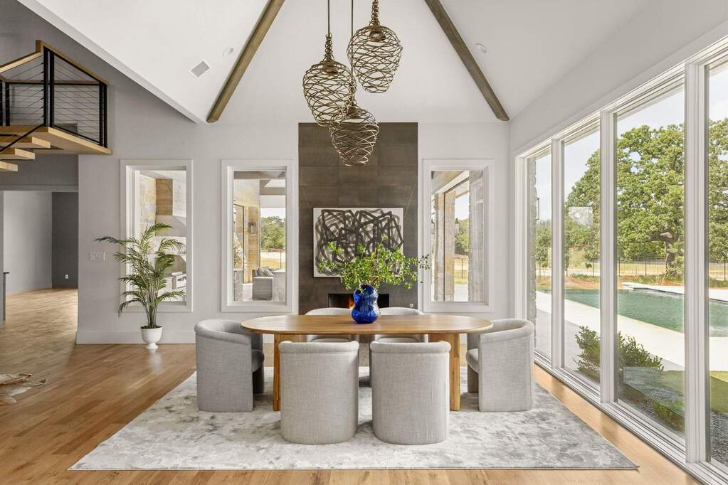 4 Bedroom Single Family Home/House's Image 12