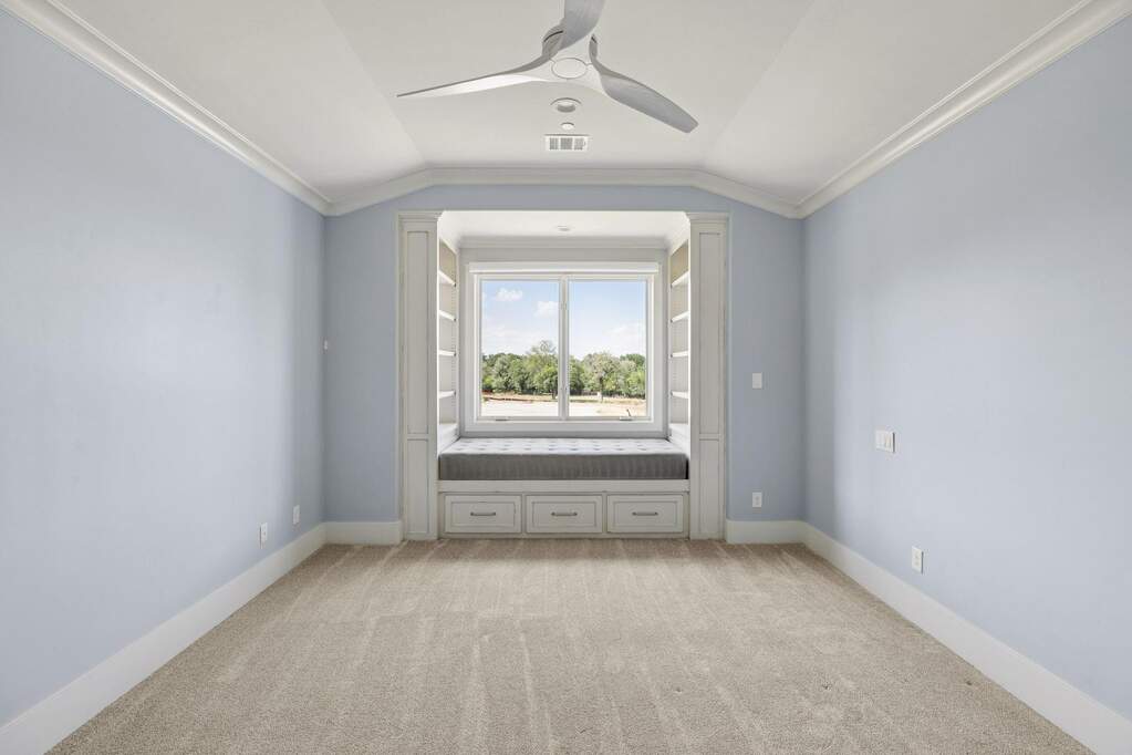 4 Bedroom Single Family Home/House's Image 31