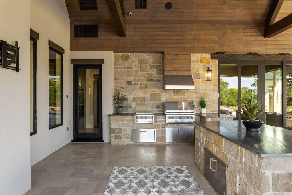 4 Bedroom Single Family Home/House's Image 33