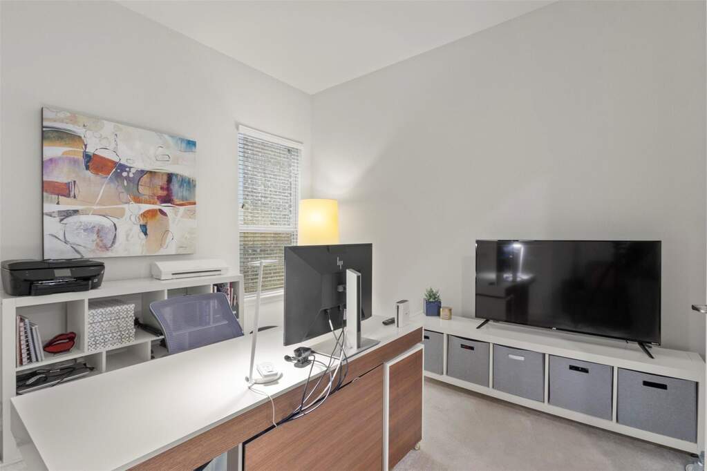4 Bedroom Single Family Home/House's Image 17