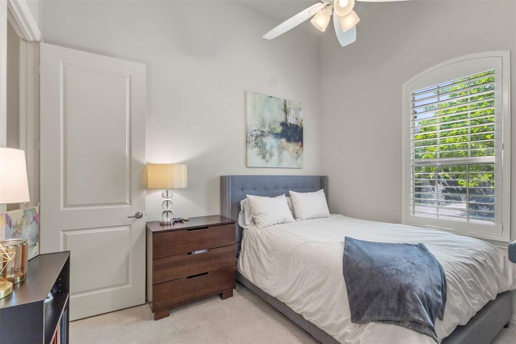 4 Bedroom Single Family Home/House's Image 20
