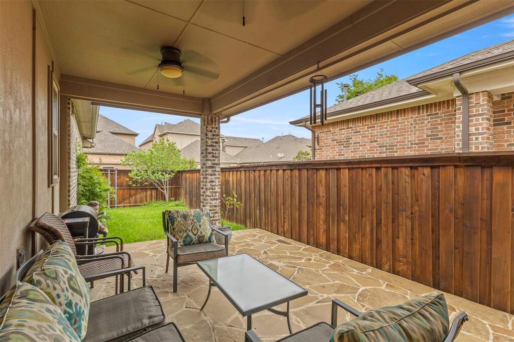 4 Bedroom Single Family Home/House's Image 26