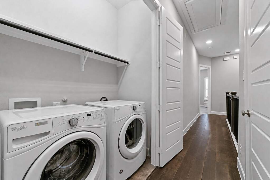 3 Bedroom Single Family Home/House's Image 14