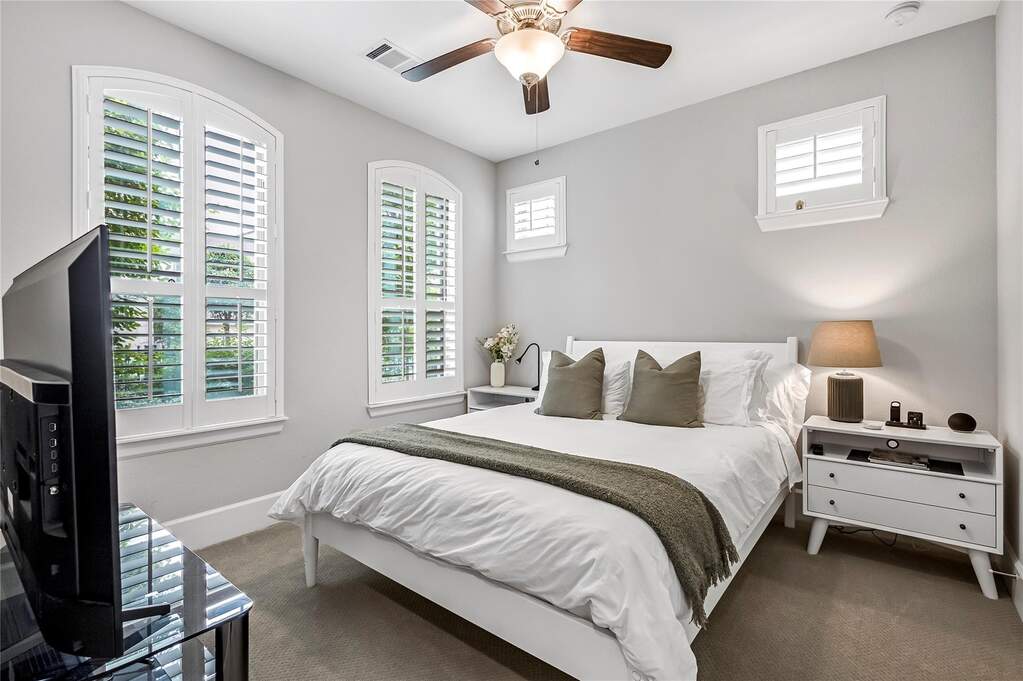 3 Bedroom Single Family Home/House's Image 16