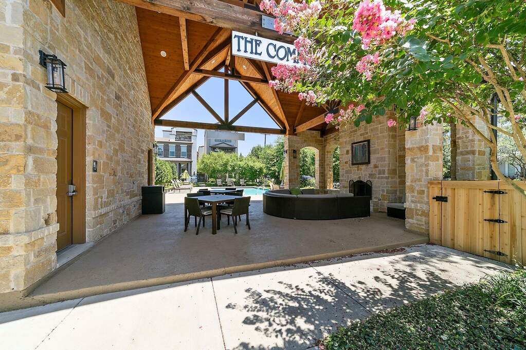 3 Bedroom Single Family Home/House's Image 28