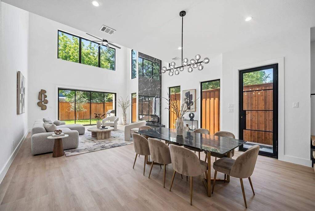 4 Bedroom Single Family Home/House's Image 7