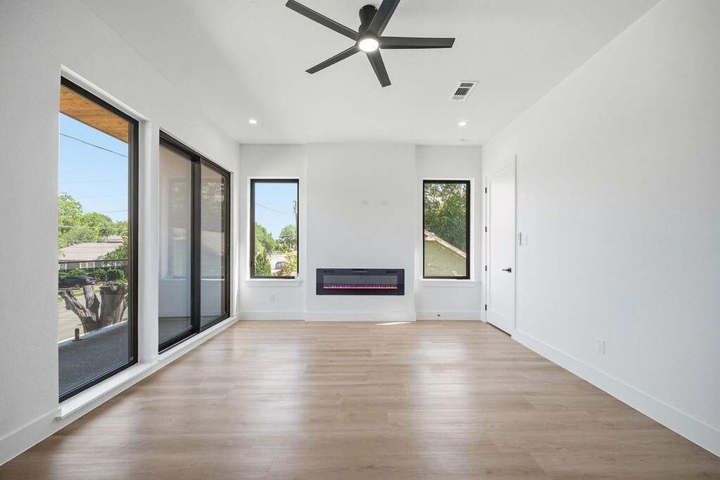 4 Bedroom Single Family Home/House's Image 13