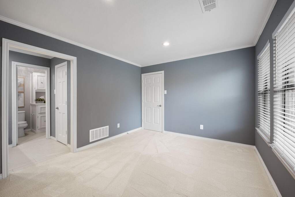 4 Bedroom Single Family Home/House's Image 19