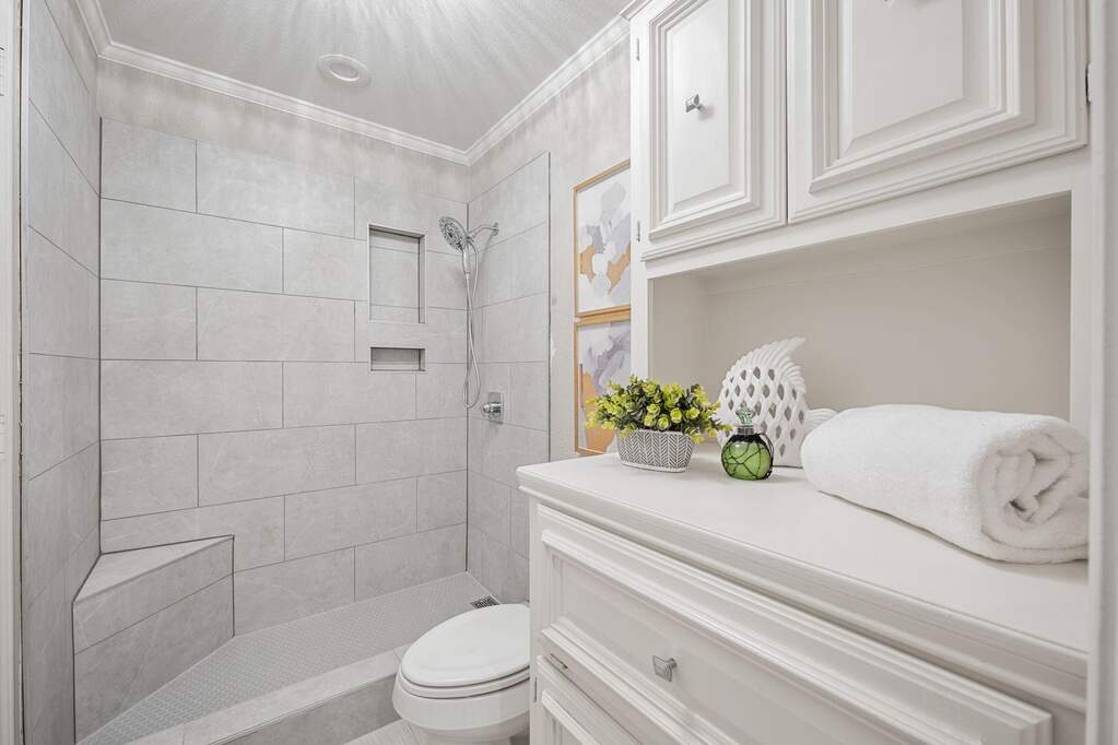 4 Bedroom Single Family Home/House's Image 21