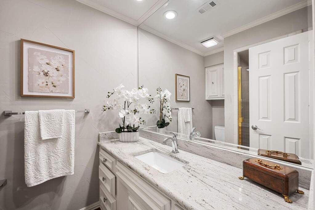 4 Bedroom Single Family Home/House's Image 24